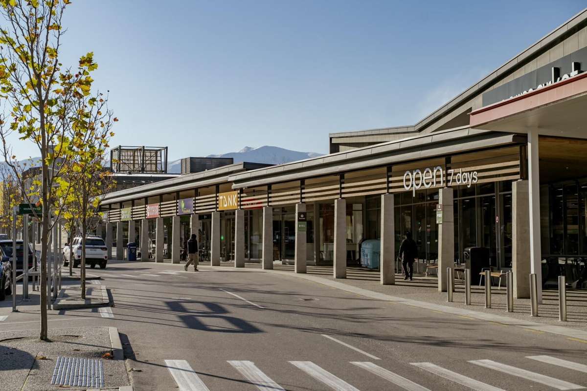 28-30 Grant Road_4