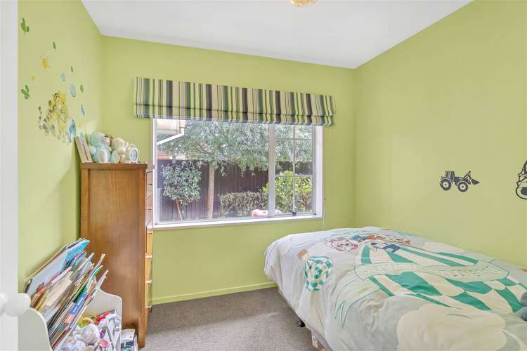 2/141 Withells Road Avonhead_9