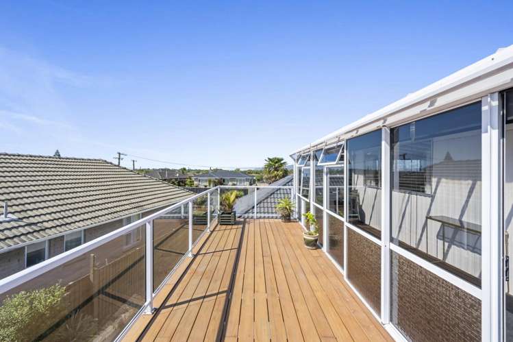 241 Shortland Street Aranui_21