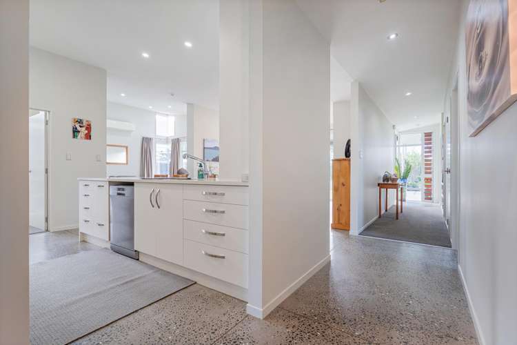 166 Sands Crescent Matarangi_3