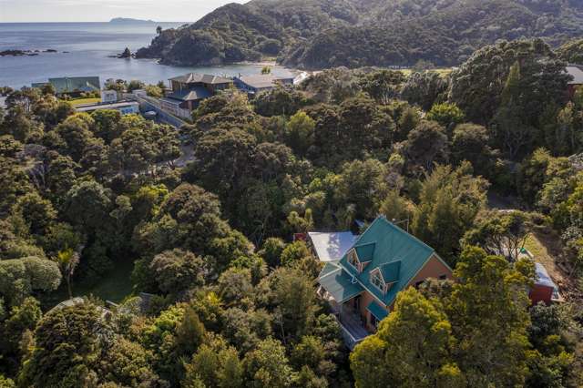 Escape to Little Bay