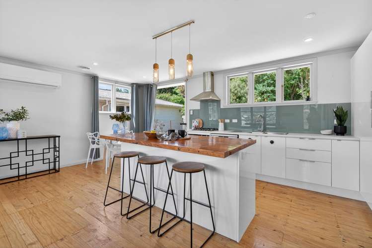 55 Taylor Terrace Tawa_5