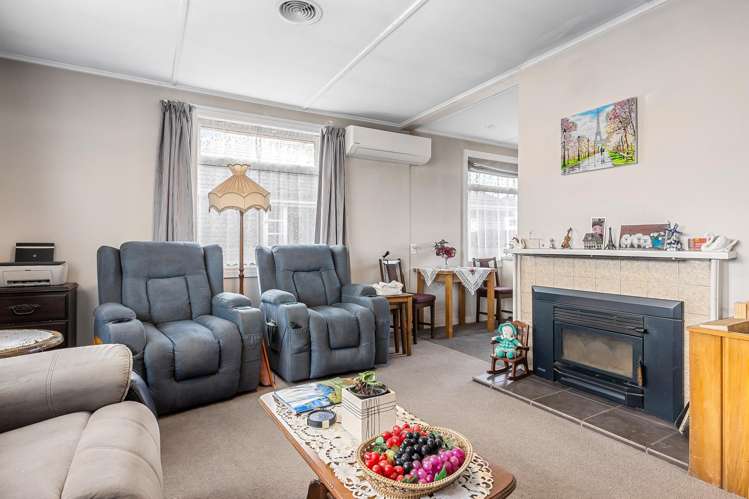 25 Avro Crescent Hornby_5