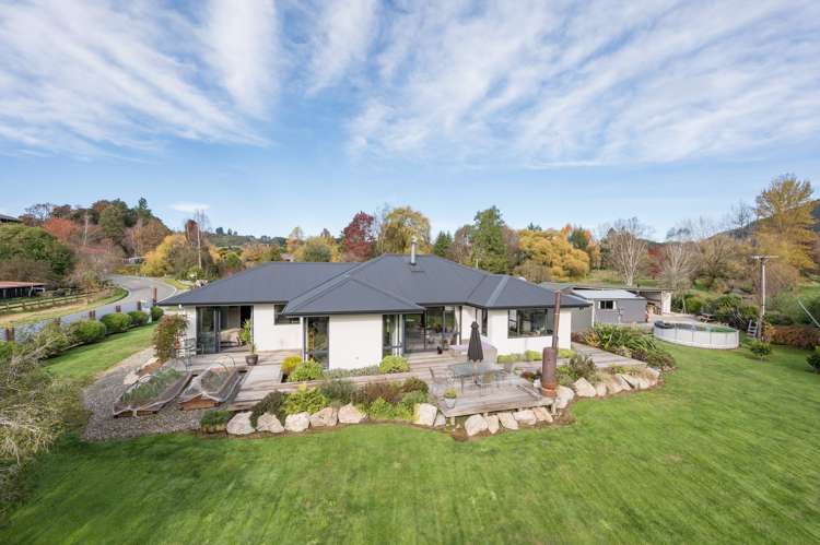 929 Waiwhero Road Ngatimoti_1