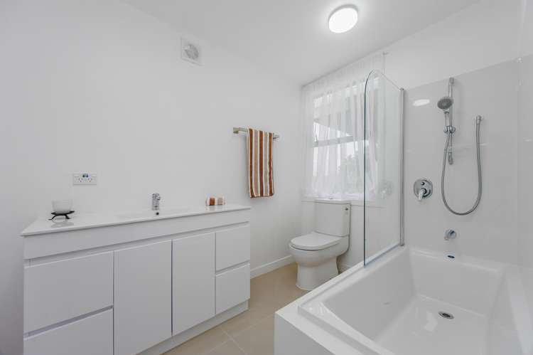 1121 Whakapirau Road Whakapirau_25