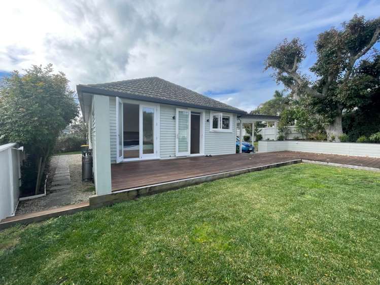 9 Tui Street Belmont_23