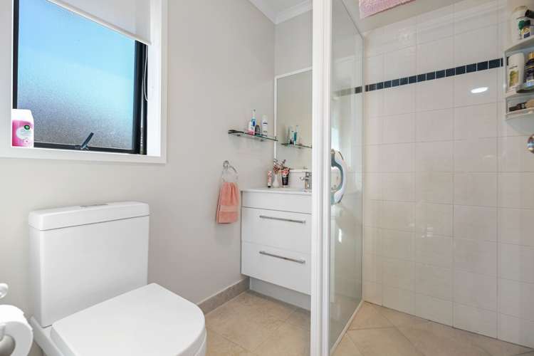 35 Stoneleigh Drive Chartwell_13