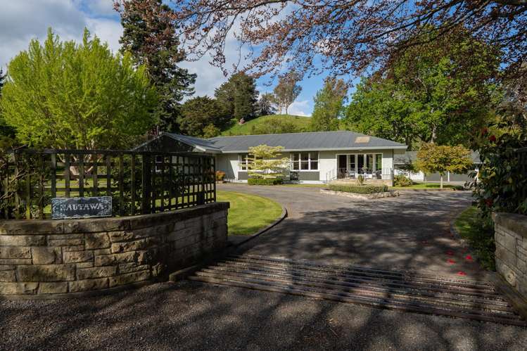 48 Paraekaretu Street Hunterville_19