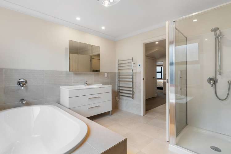 8 Eric Price Avenue Takapuna_29