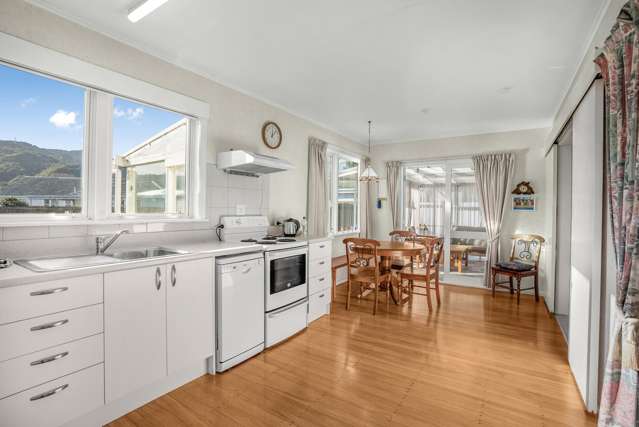 7 Mitimiti Grove Wainuiomata_3
