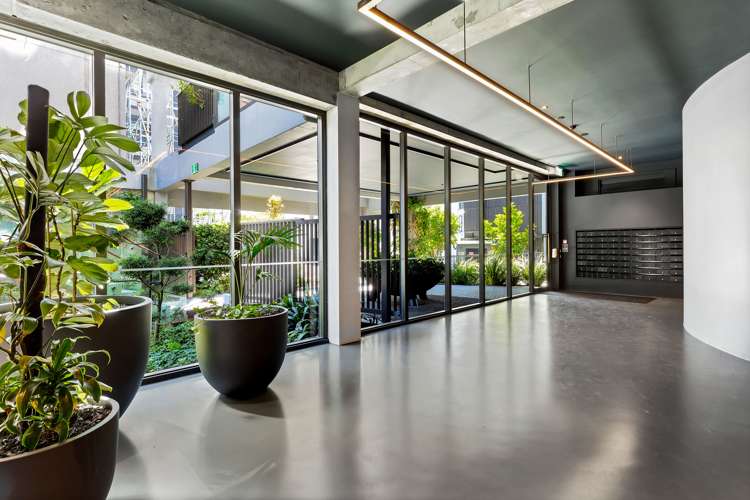 1102/5 Hohipere Street Grafton_22