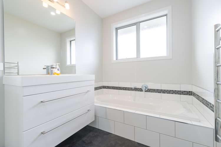 10 Rodeo Drive Te Anau_21