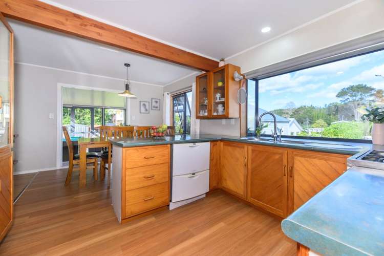 18b Shetland Street Glen Eden_13