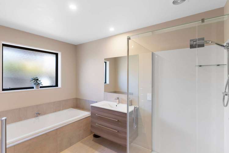 27 Craig Thompson Drive Lincoln_17