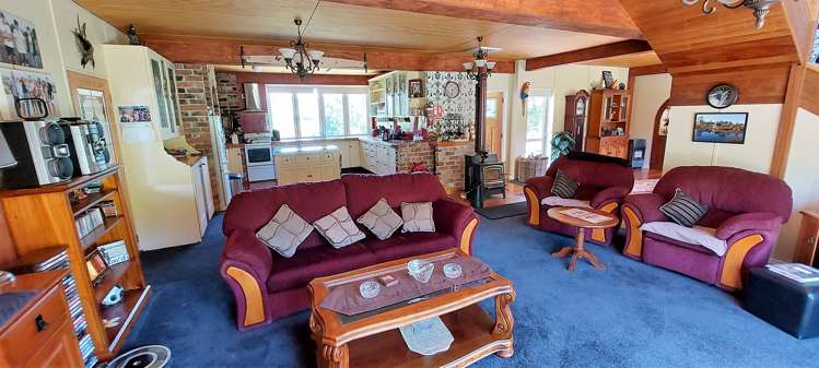 895 Old Coach Road Gore Surrounds_5