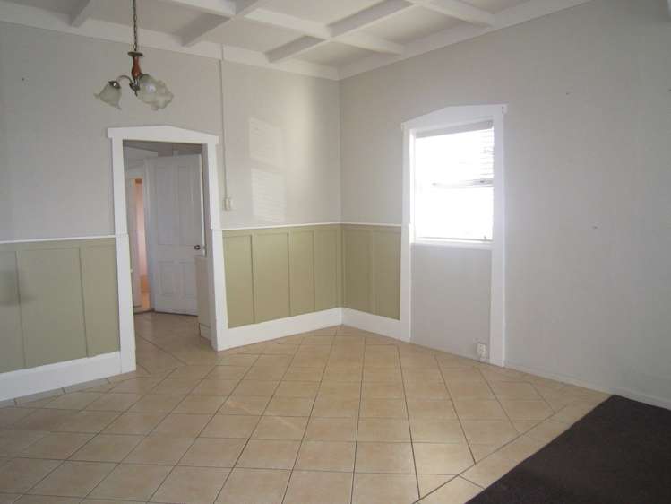 107 Mcleod Road Te Atatu South_3