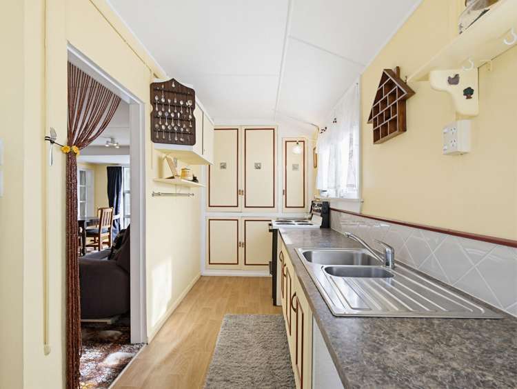 80 Pacific Drive Southbridge_8