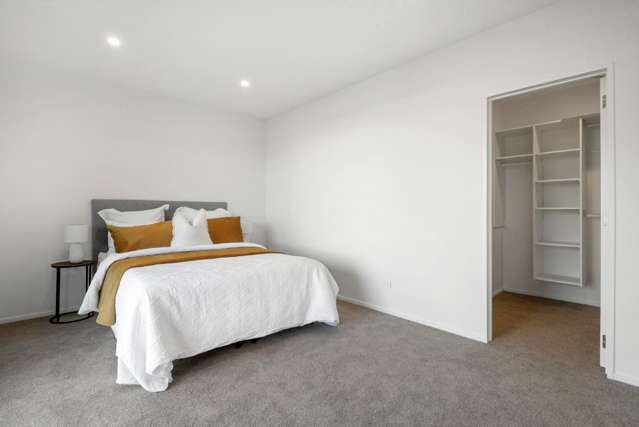 40 Grahame Breed Drive Three Kings_2