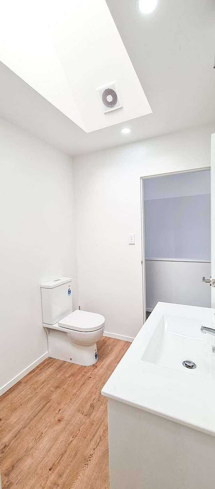 2/10 Nova Place Christchurch Central_12