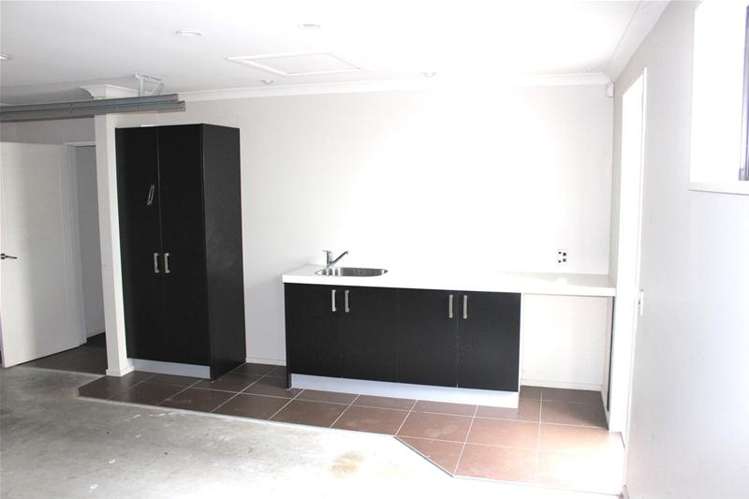 20b Charlie Stanton Place Shirley_8