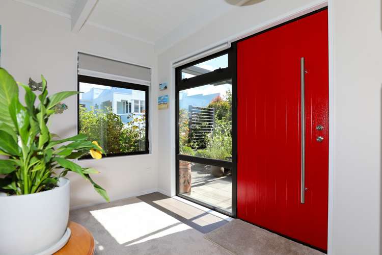 2/14 Mere Road Taupo_23