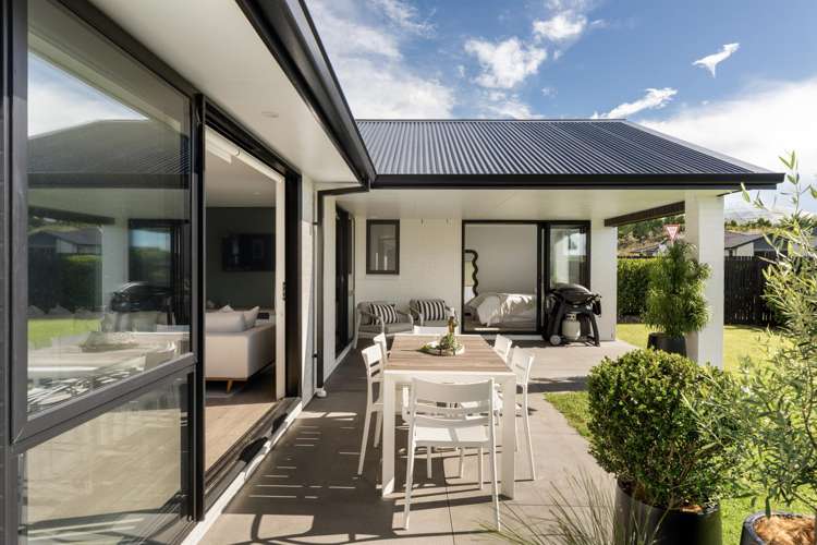 4 Blacklock Road Pyes Pa_22