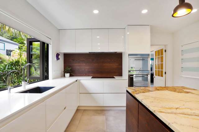 24 Isobel Road Greenhithe_4