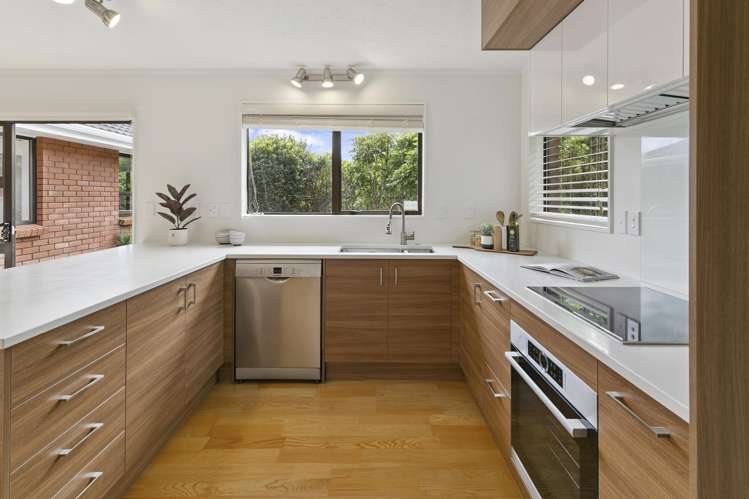 39 Satara Crescent Khandallah_2