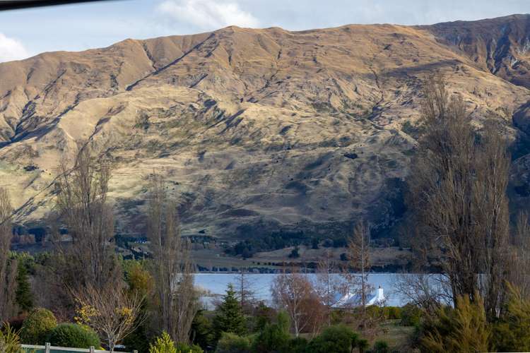 5 Valley Crescent Wanaka_11