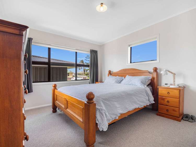 32 Sandspit Road Waiuku_14