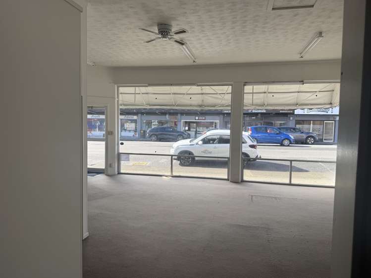 207 Main Highway Otaki_1