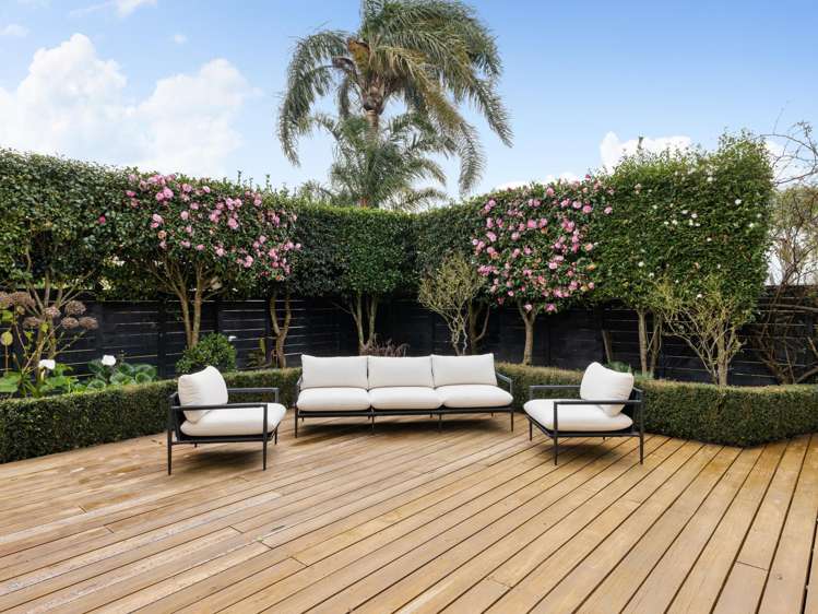 47 Nielsen Gardens_0