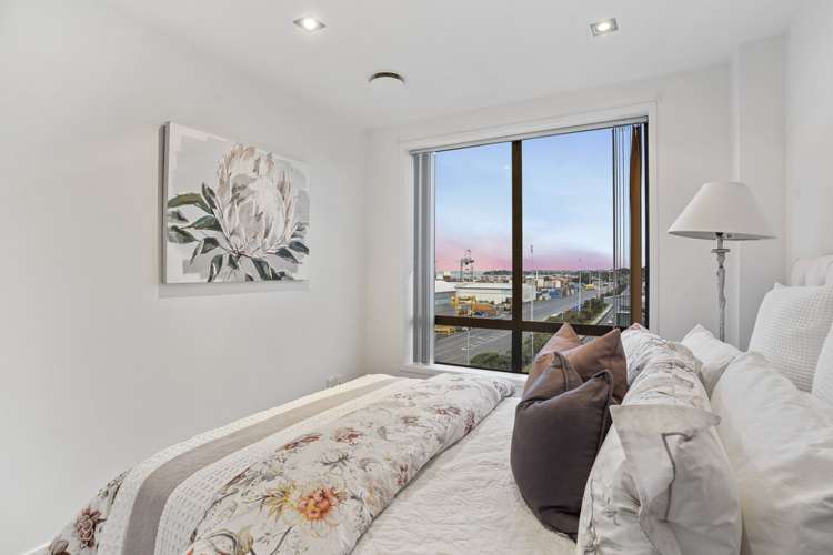 725/8 Dockside Lane Auckland Central_13