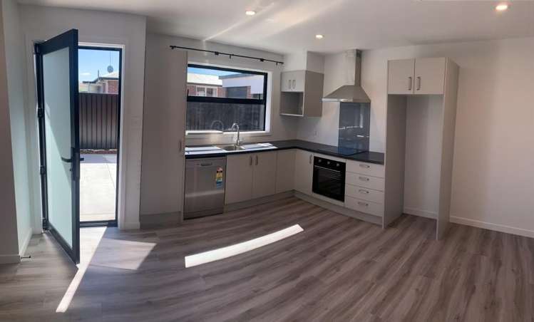 A/279 Tancred Street 10001_1