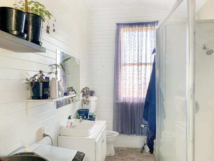 127 College Road 1052_6