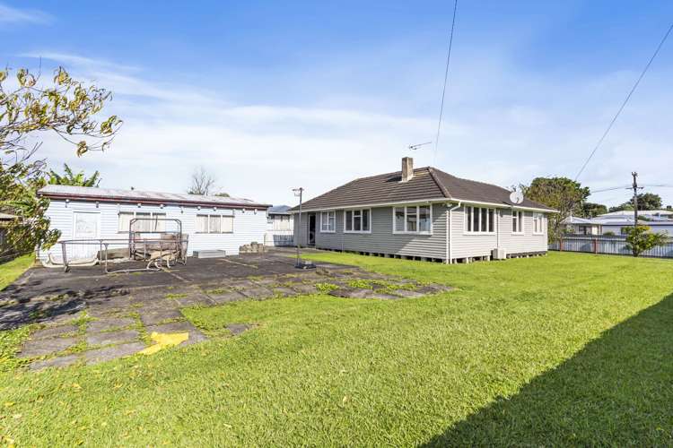 2 Blampied Road Otara_9