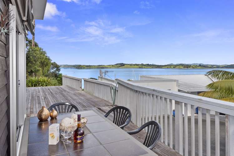 5 Munro Street Onerahi_8