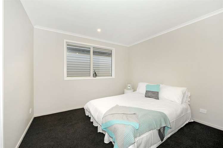 12 James Caird Lane Wigram_5