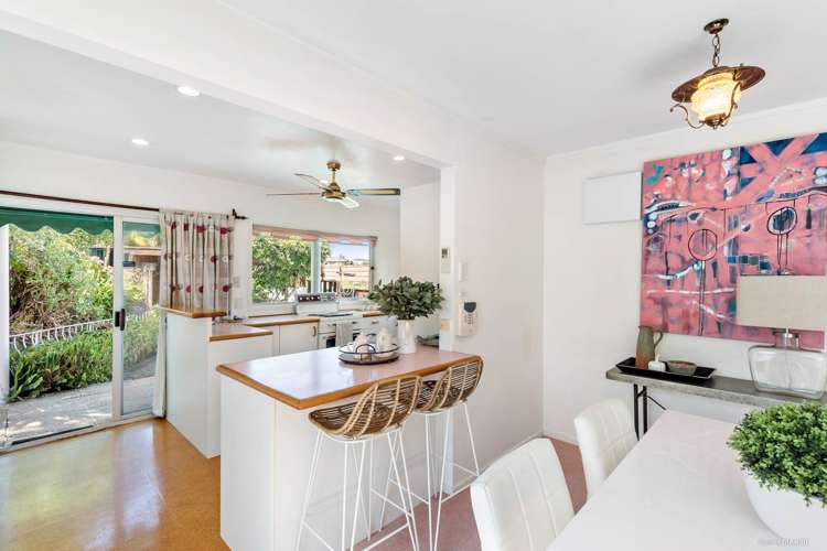 1/306 Beach Road Campbells Bay_11