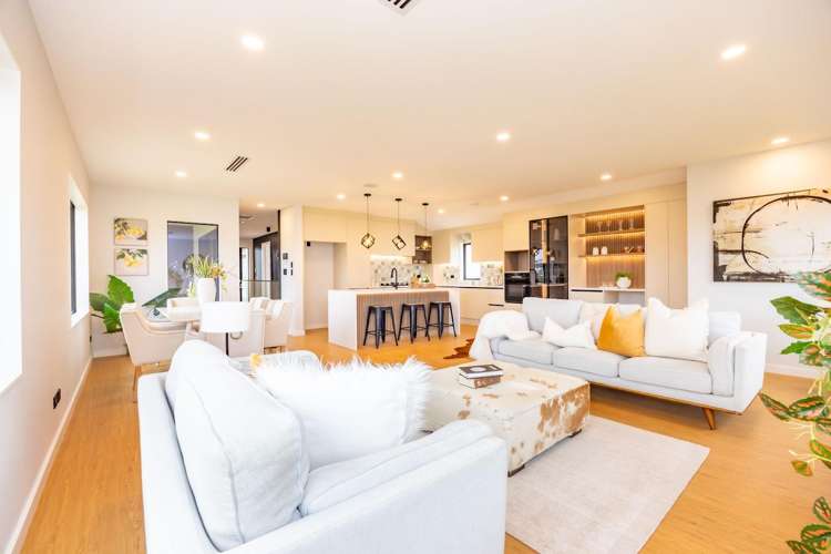 16 Skulander Crescent Orewa_4