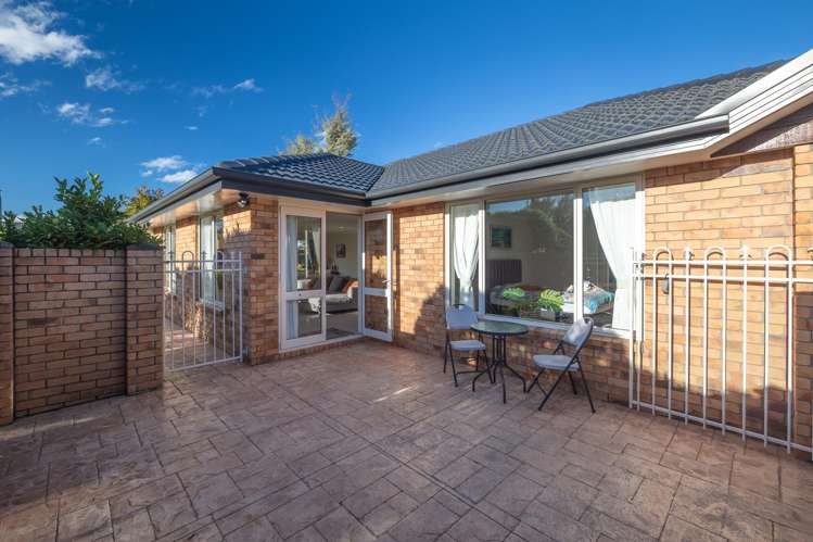 1 Baltic Place Northwood_13