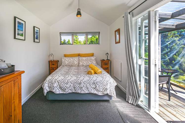 37 Kapowai Road Coroglen_18