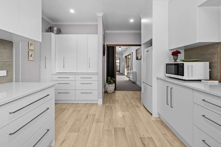 37 Simla Avenue Havelock North_5