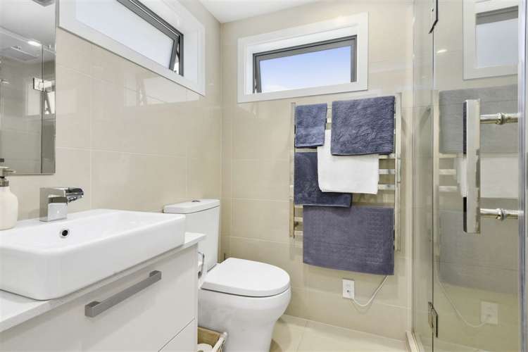 36 Fielding Crescent Farm Cove_8