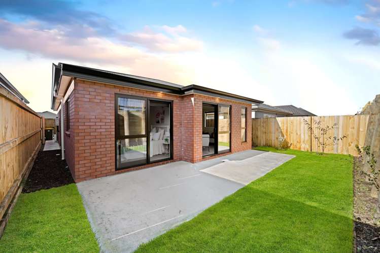 15 Waruhia Crescent Rototuna North_15