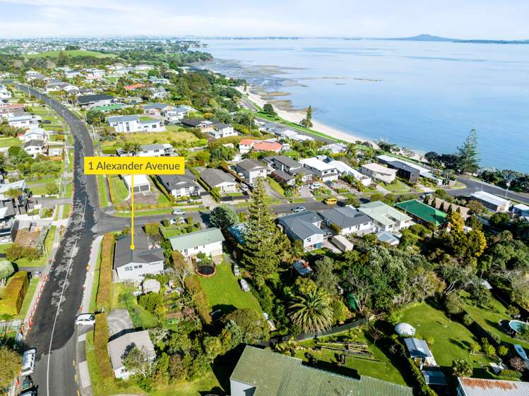 1 Alexander Avenue Maraetai_32