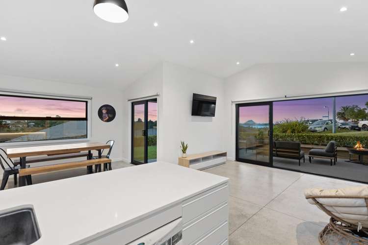 27 Greenvale Place Welcome Bay_3