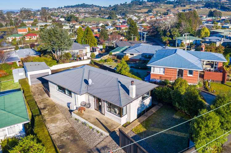 24 Gilkison Street Halfway Bush_27