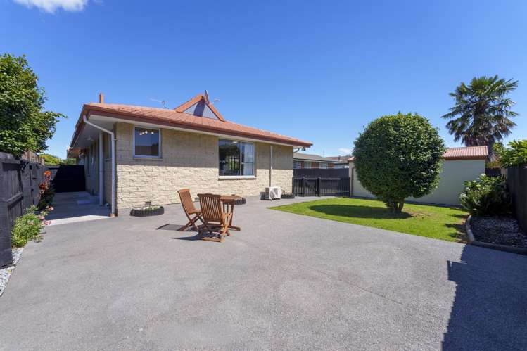 2/30 Trevor Street Hornby_2