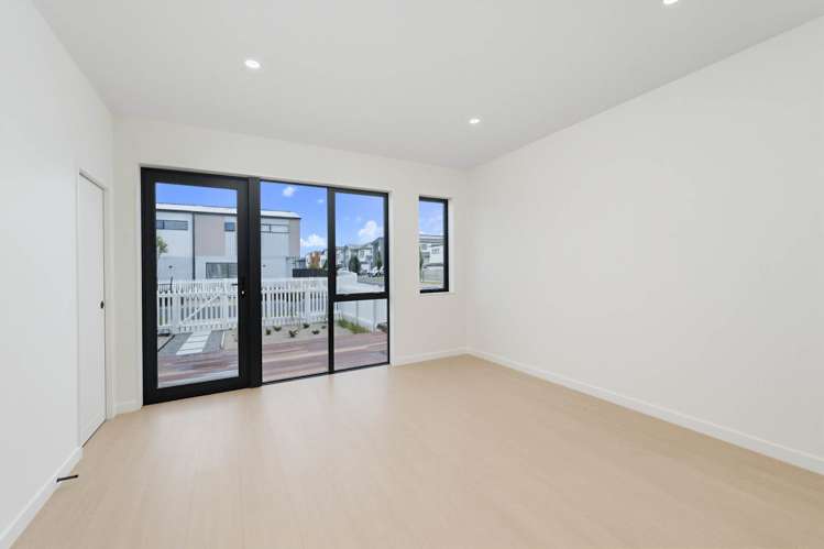 31-33 Turret Lane Hobsonville_8